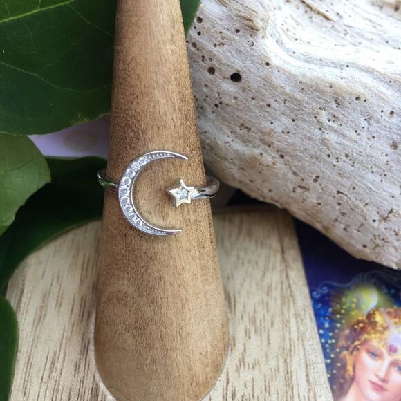 Crescent Moon And Star Sterling Silver CZ Ring Sizes 6,9,10 - Picture 4 of 6
